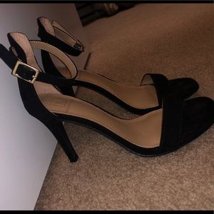 Madden girl pumps